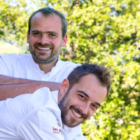 Chef Matthias Degouy et son acolyte en cuisine Benoît Parmentier
