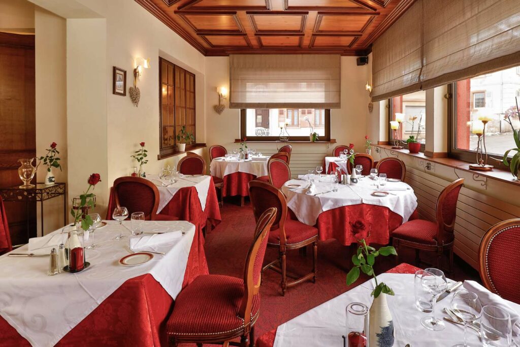 RESTAURANT AU BOIS LE SIRE RESTAURANT AU BOIS LE SIRE