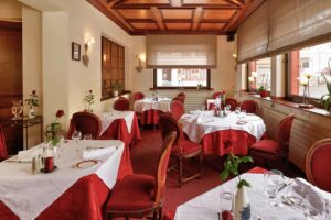 RESTAURANT AU BOIS LE SIRE RESTAURANT AU BOIS LE SIRE
